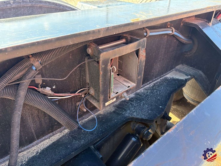 2023-fontaine-lowboy-image-32