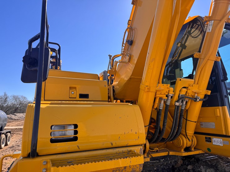 2023-komatsu-pc360-lci-11-image-10