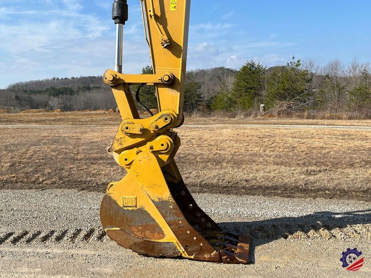 2018-caterpillar-326fl-image-27