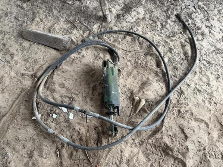 john-deere-cylinder-image-1