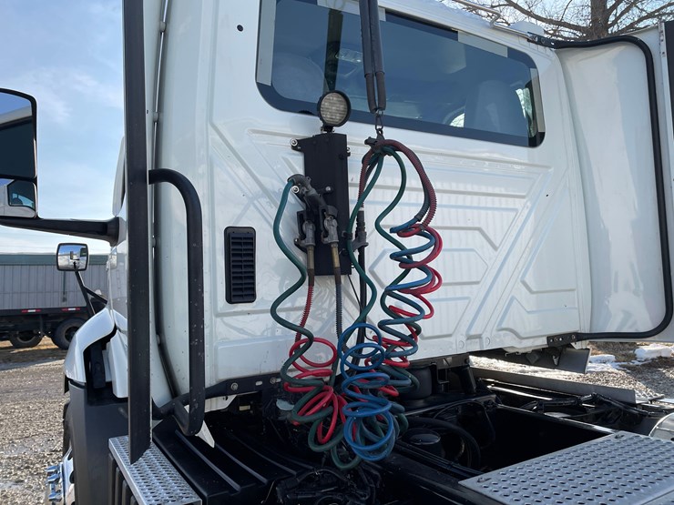 2020-case-ih-2020-image-10