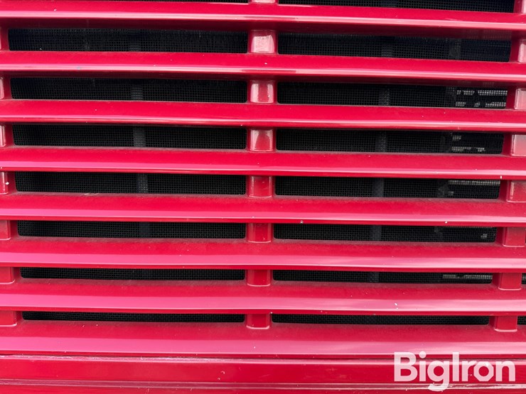 2001-international-8100-image-13