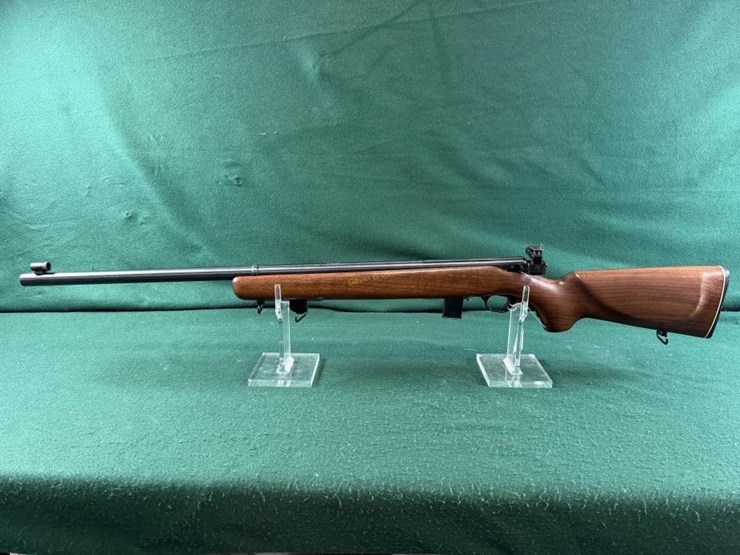 mossberg-mdl.144lsb-22lr-rifle-image-8