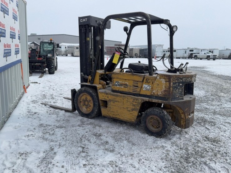 caterpillar-v50d-image-7