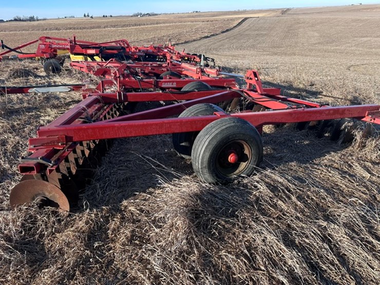 1997-case-ih-3950-image-2