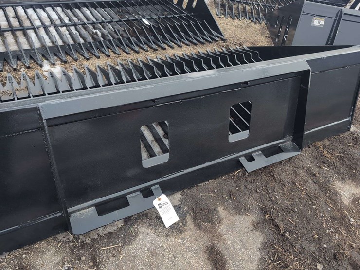 (1)-wolverine-84"-skid-steer-screening-bucket-sb84-image-2