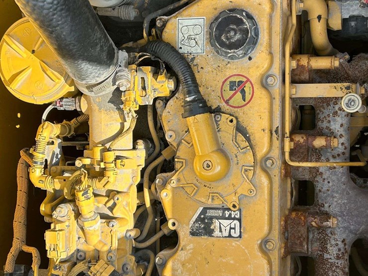 2017-caterpillar-318fl-image-96