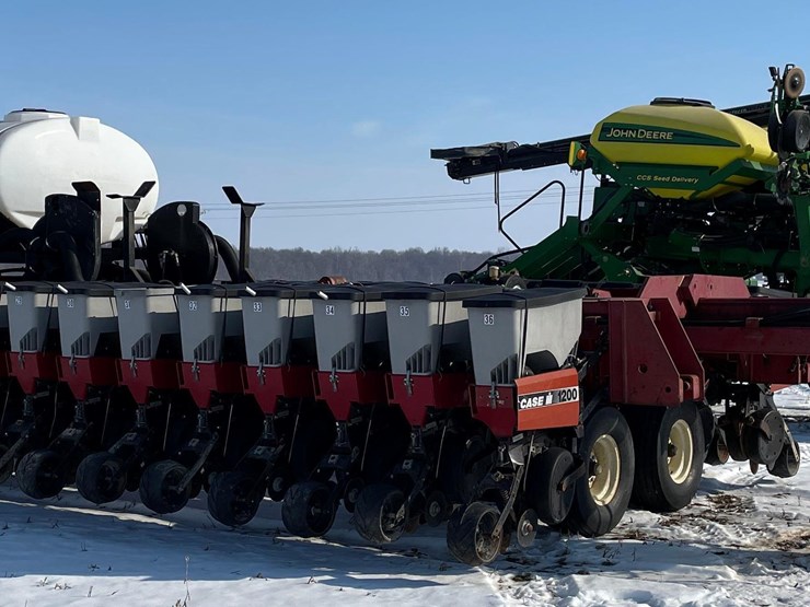 case-ih-1200-image-26