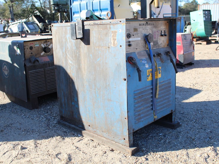 #3483-•-miller-ma300-welder-image-1