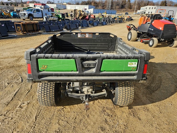 john-deere-tx-4x2-image-4