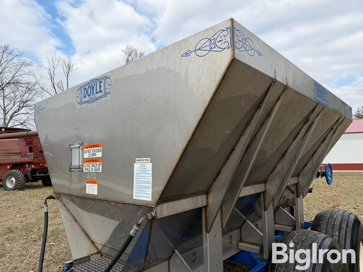 2013-doyle-t/a-8-ton-304-stainless-hopper-fertilizer/lime-spreader-image-9