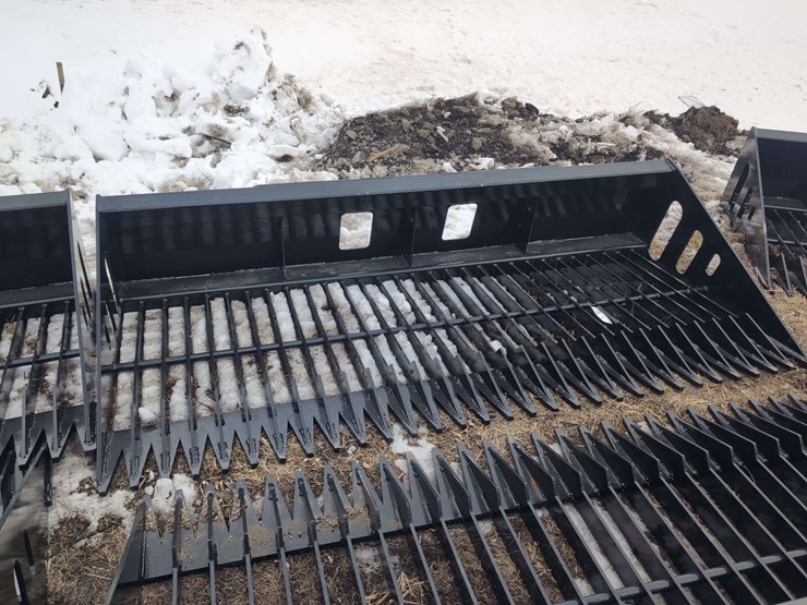 (1)-wolverine-84"-skid-steer-screening-bucket-sb84-image-1