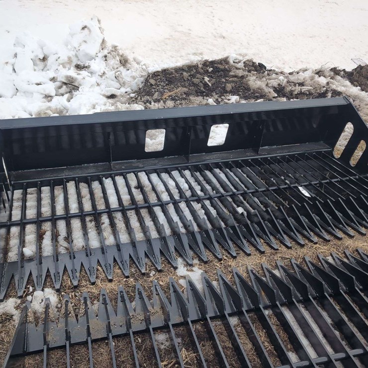 (1) Wolverine 84" Skid Steer Screening Bucket SB84