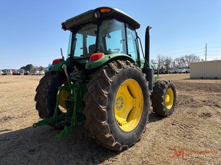 john-deere-6120e-image-3