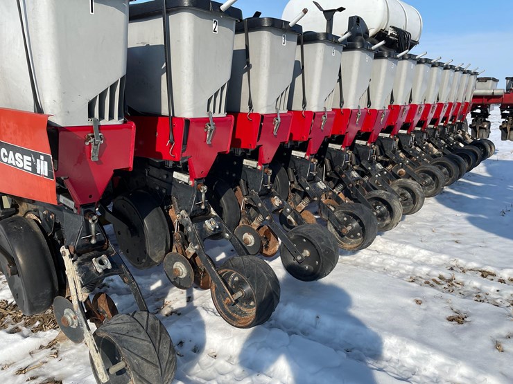 case-ih-1200-image-10