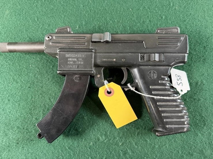 intratec-sport-22-22lr-pistol-image-2