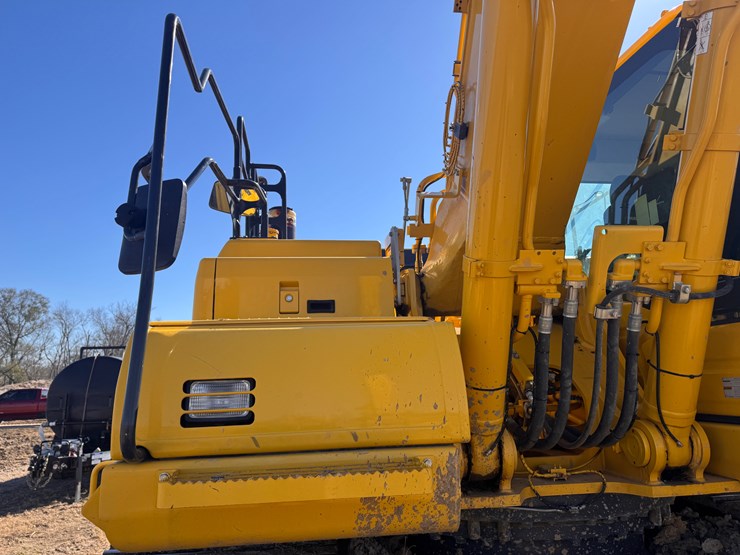 2023-komatsu-pc360-lci-11-image-9