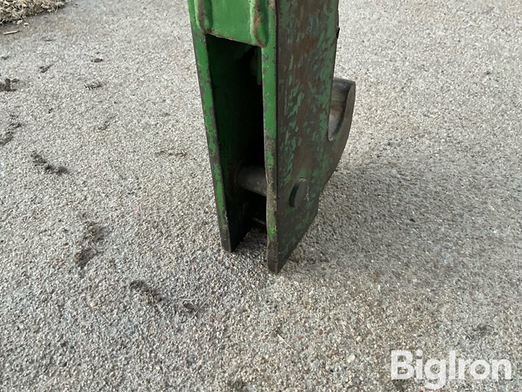 john-deere-cat-2-3-pt-quick-hitch-image-11