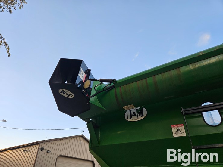 2009-j&m-875-18-image-17