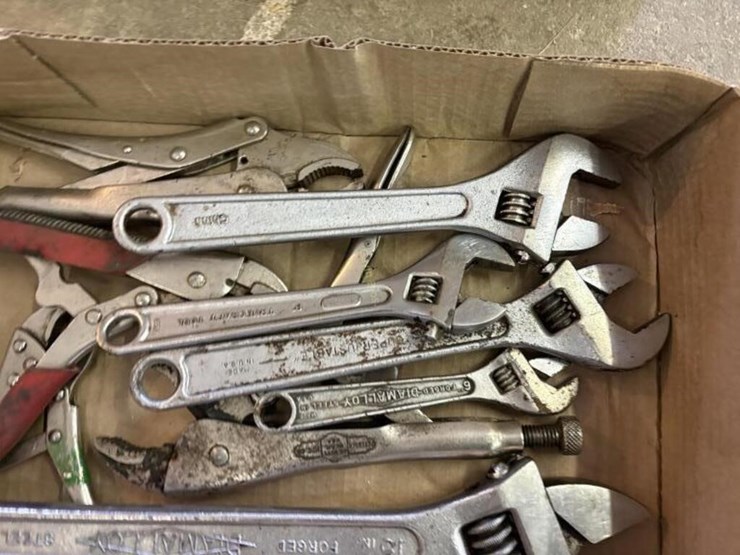 crescent-wrenches;-vice-grips-image-2
