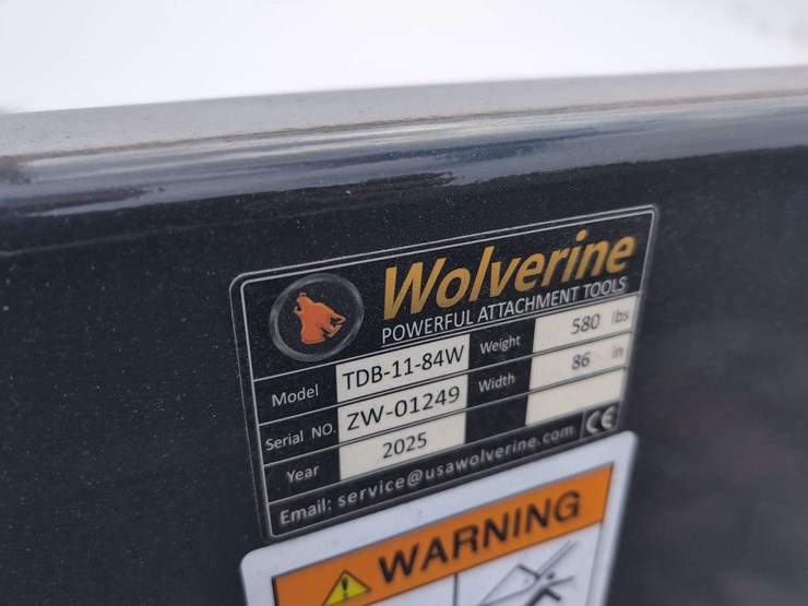 (1)-wolverine-84"-skid-steer-track-duty-bucket-tdb-11-84w-image-4
