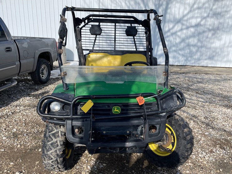 john-deere-gator-image-14