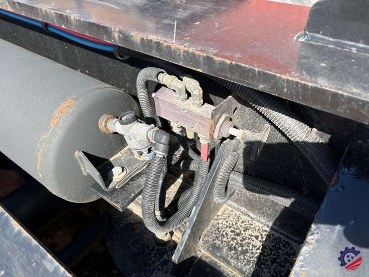 2023-fontaine-lowboy-image-28