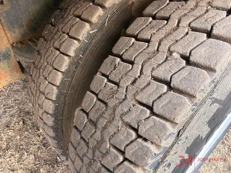 mack-rs686lst-image-13