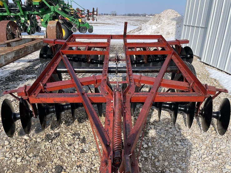 case-ih-370-image-11