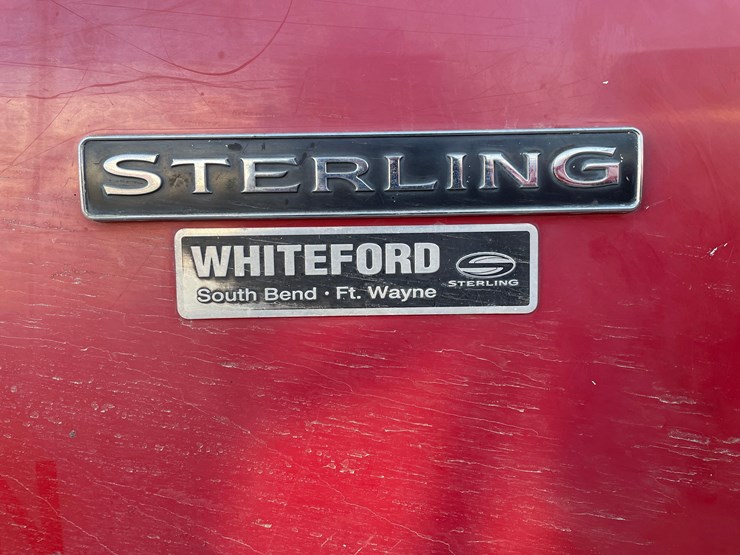 tag-#154,-2000-sterling-tri-axle-dump-truck-image-3