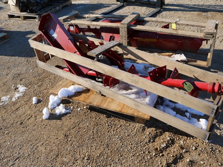 new-holland-155-image-1