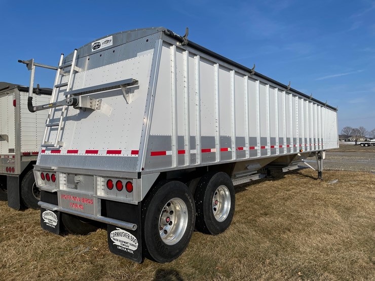 tag-#249,-2021-cornhusker-800-42'x96'-hopper-trailer-image-11