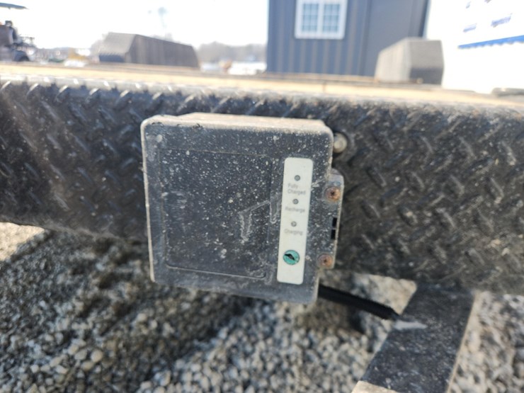 2022-ironbull-tilt-trailer-sn#012469-22'-tandem-axle-image-2