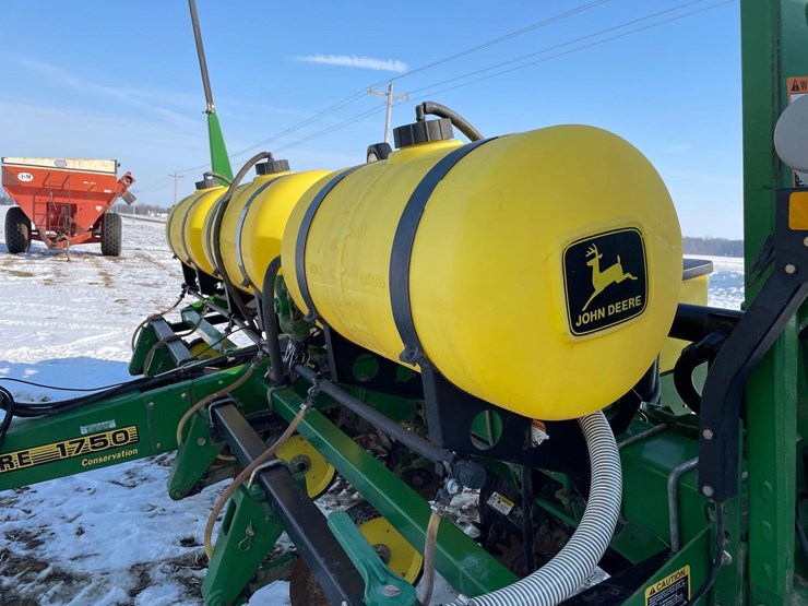 1997-john-deere-1750-image-5