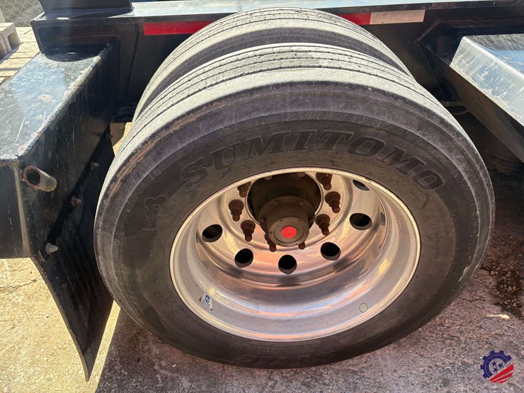 2023-fontaine-lowboy-image-31