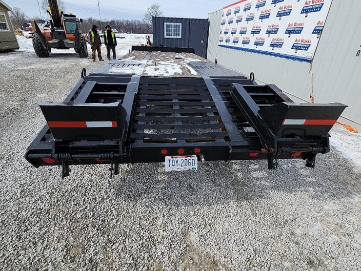 1994-inter-model-400,-sn#ijk01a208ta200041-trailer-20'-deck-+-5'-bumber-hitch-flatbed,-tandem-axle-image-8