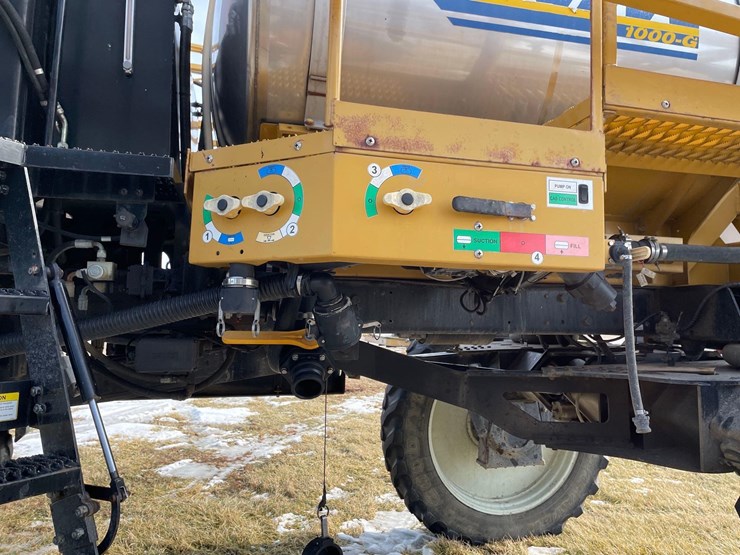 tag-#186,-2009-gvm-6215-self-propelled-sprayer-image-6