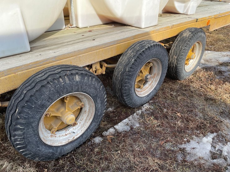 tag-#292,-20'-nurse-trailer-image-10