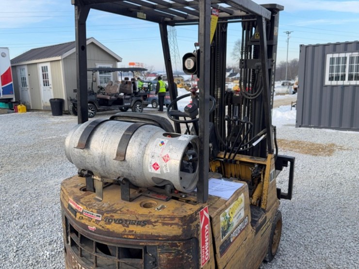 caterpillar-cc15,-fork-lift,-sn#7em-00539,-615-hrs.-3-mast,-42"-fork,-3,000lbs-cap,-image-6