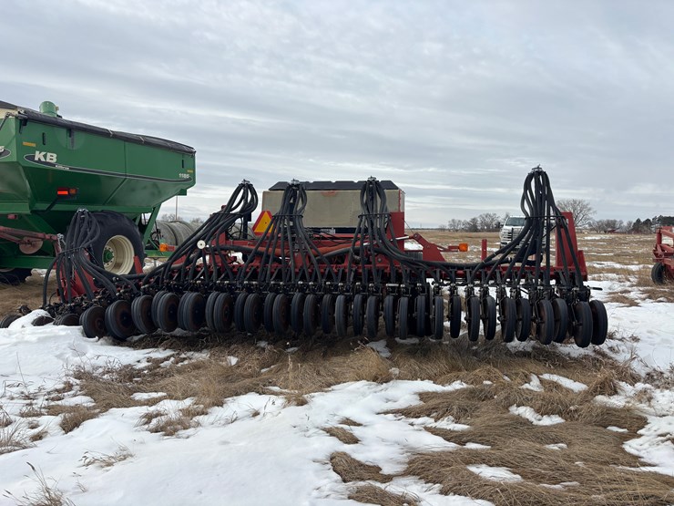 ji-case-8600-drill-image-28