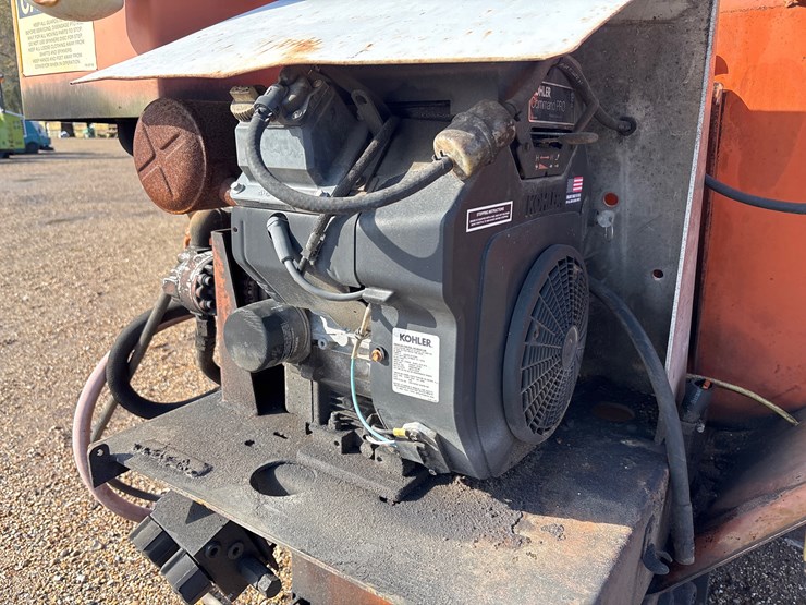 #2581-•-6.3-yds-warren-salt-spreader-|-parts-or-repair-image-4