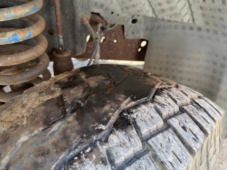 2001-ford-excursion-image-6