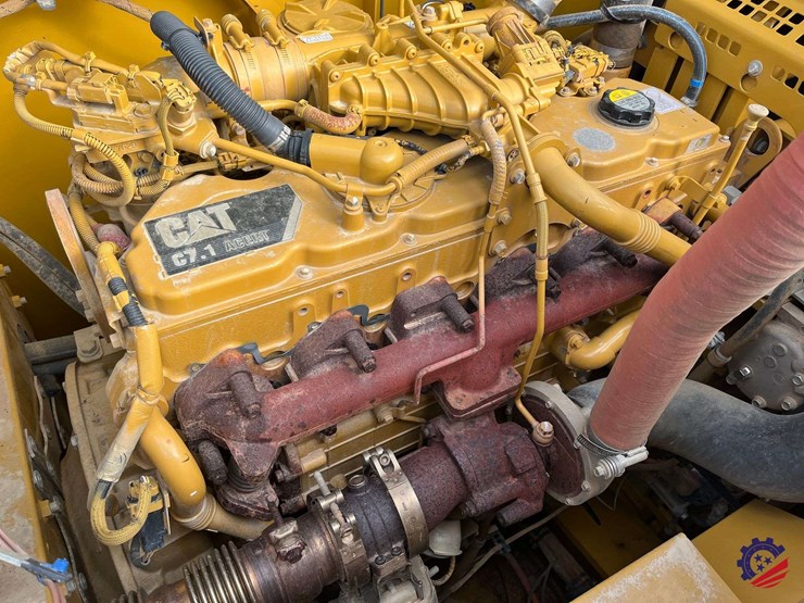 2018-caterpillar-326fl-image-93