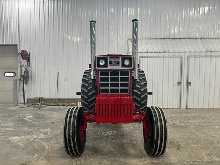 tag-#-,-1974-ih-1568-v8-diesel-tractor*-image-10