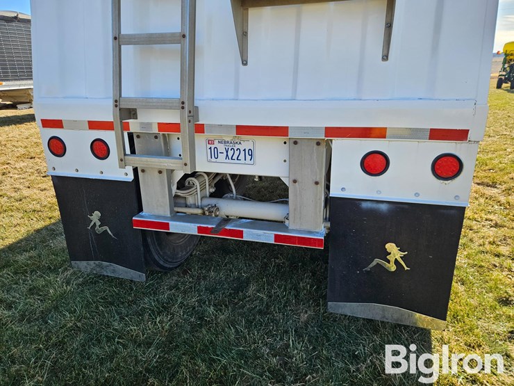 2007-jet-42-image-13