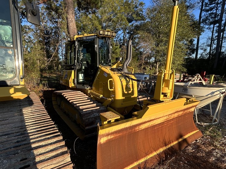 2024-komatsu-d39px-24-image-11