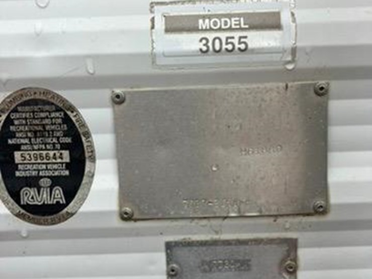 1994-skyline-nomad-special-3055-5th-wheel-camper-image-13