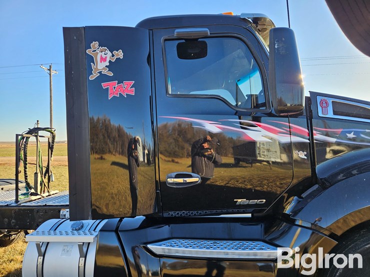 2014-kenworth-t680-image-20