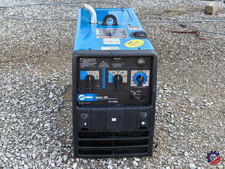 miller-bobcat-250-welder-/-generator-image-10