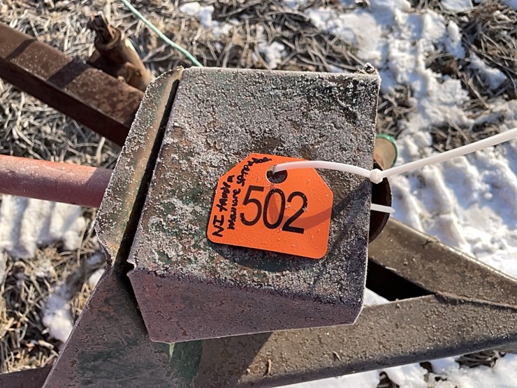 tag-#502,-ni-tandem-axle-manure-spreader-image-3